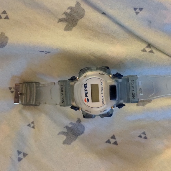 Vintage Pepsi Watch - Picture 13 of 17